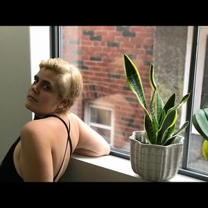 Meet your Posher, Nina